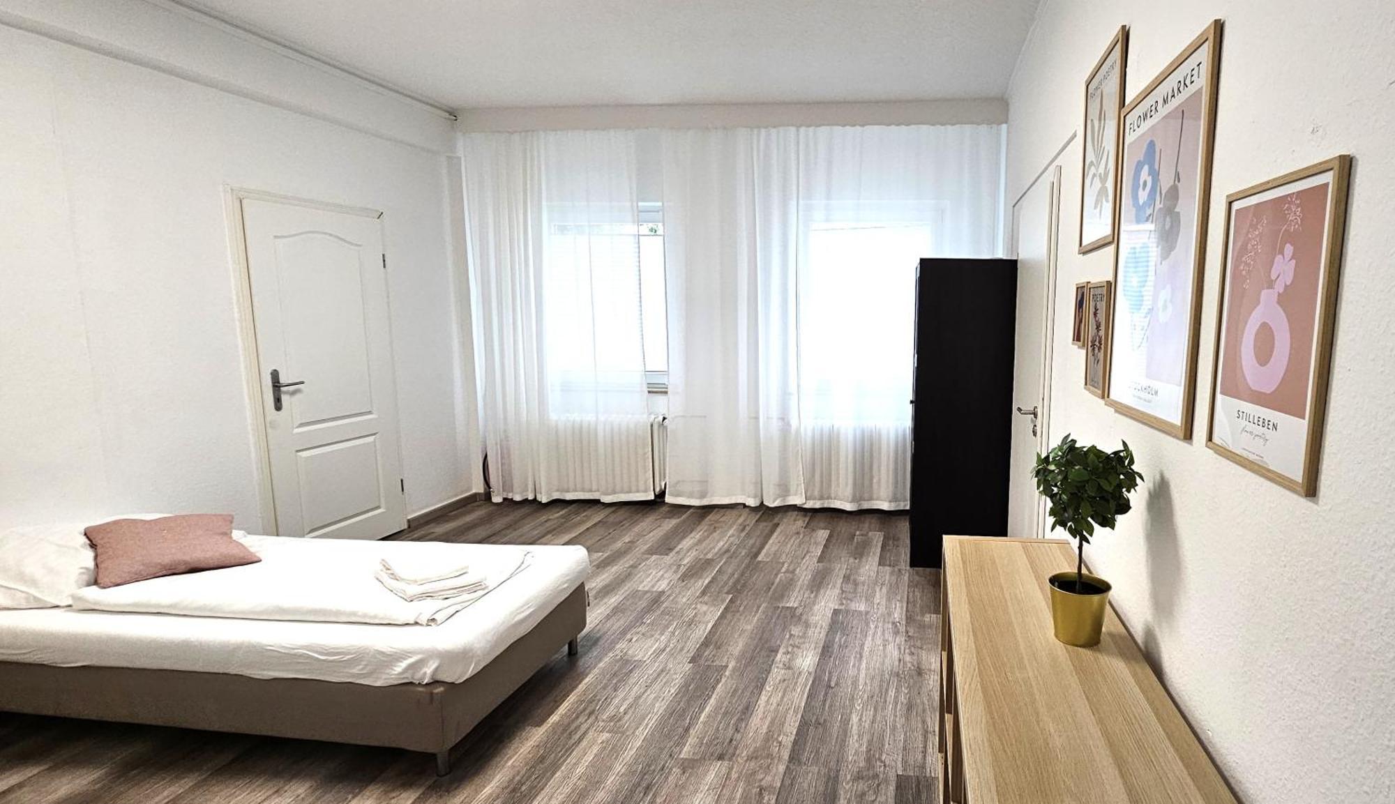 Spacious House Дюссельдорф Экстерьер фото